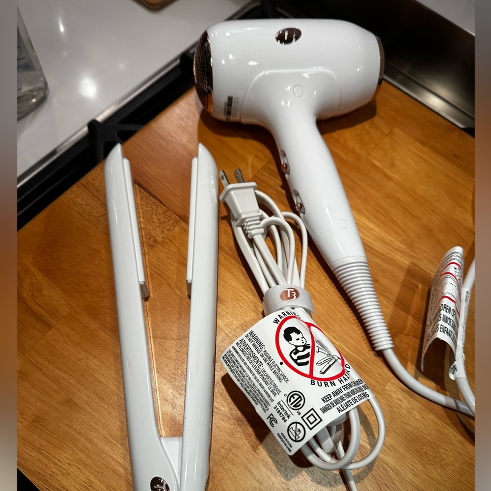 T3 flatiron and blow dryer combo